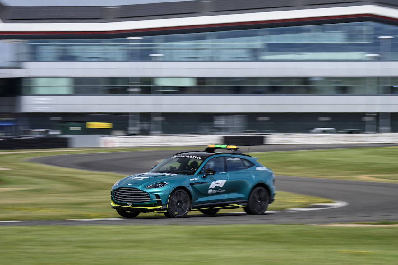 Aston Martin DBX707 FIA Medical Car